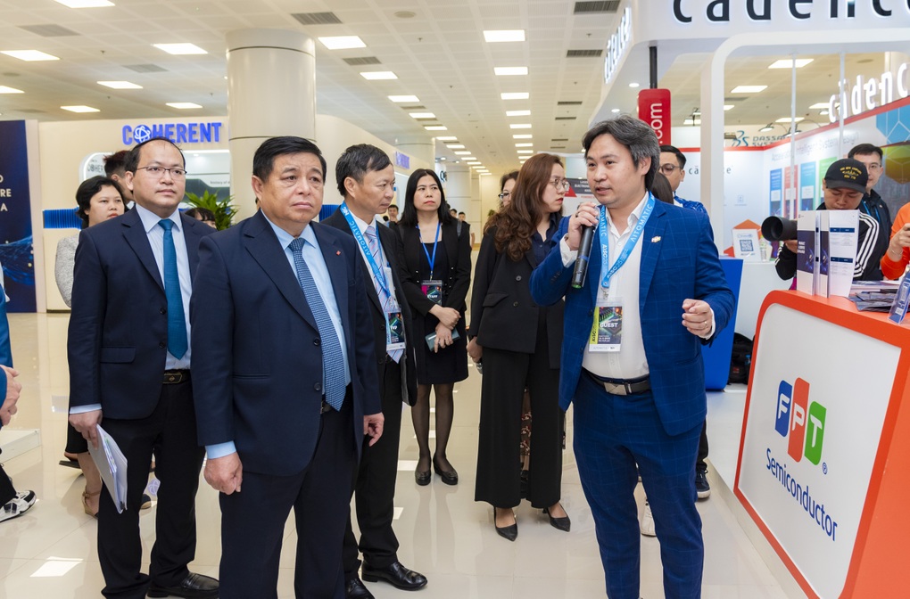 Chủ tịch FPT: Việt Nam không còn vô danh trên bản đồ CNTT thế giới - 1 Chủ tịch FPT: Việt Nam không còn vô danh trên bản đồ CNTT thế giới - 1