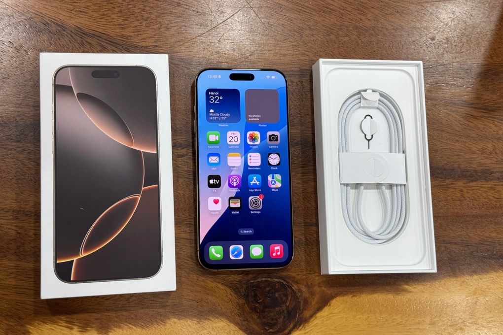 Giá iPhone 16 Pro Max tiếp tục giảm tại Việt Nam - 2